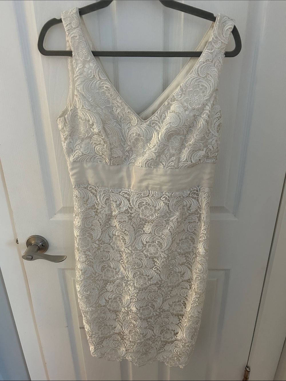 le chateau Ivory Lace V-Neck Midi Dress